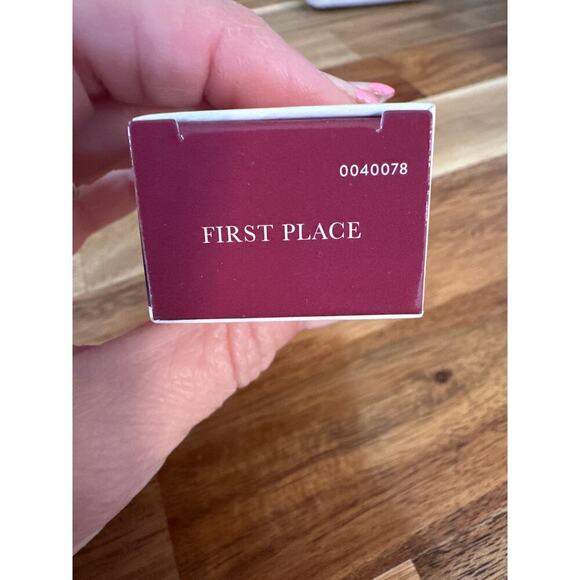 Laura Geller Treat N Go "first place" tinted Lip Oil  0.13fl oz/3.8ml - Picture 2 of 4